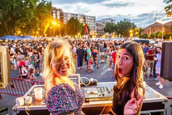 JUEVES MUWI 225497005_1867530813451471_645628925517584990_n_1867530820118137