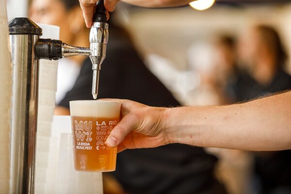 JUEVES MUWI 225520052_1867527800118439_3826094526879893474_n_1867527803451772