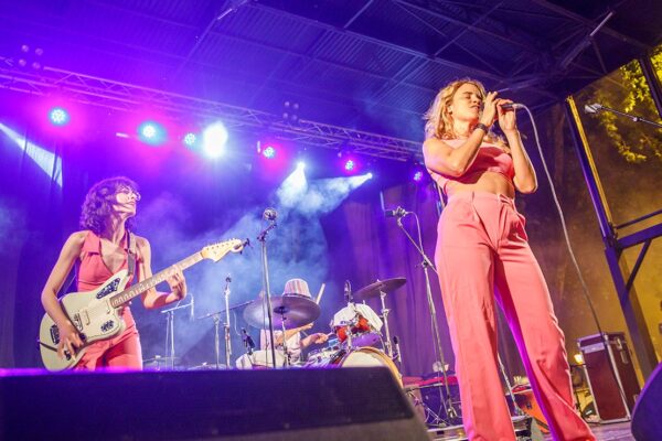 JUEVES MUWI 225576861_1867532240117995_4610130497990535573_n_1867532243451328