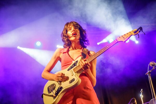 JUEVES MUWI 225617648_1867532360117983_1297467005648897294_n_1867532366784649