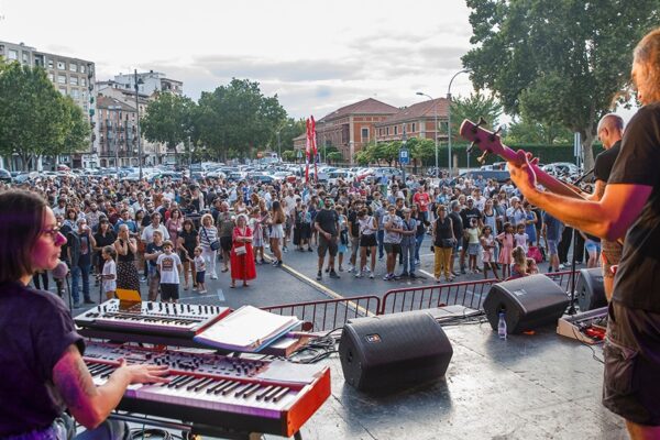 JUEVES MUWI 225633958_1867529553451597_5032822325033614539_n_1867529563451596