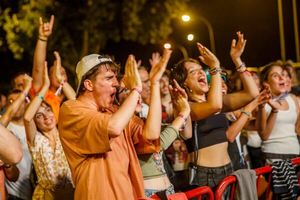 JUEVES MUWI 225739074_1867530683451484_2650633460353865453_n_1867530696784816