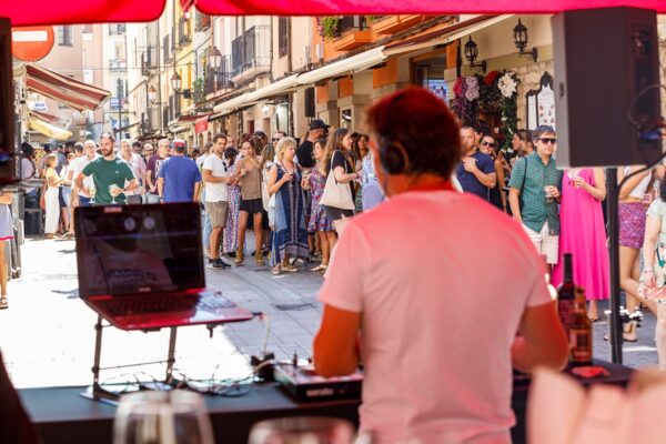 Sabado VerMUWI22 305761634_1867575773446975_4266099383085128695_n_1867575780113641