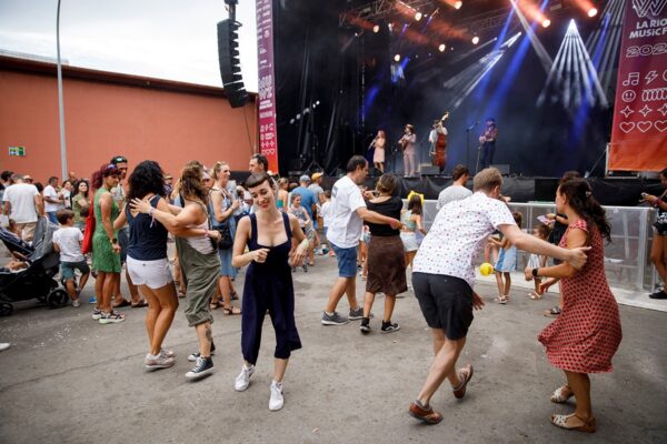 Sunday MUWI22 305793796_1867605946777291_5770206489353320120_n_1867605950110624