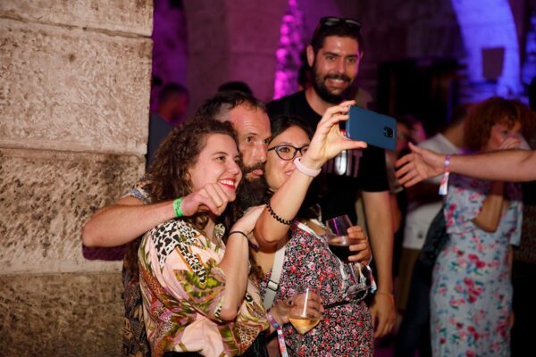 Viernes MUWI22 305646167_1867551513449401_1202907642353013796_n_1867551530116066