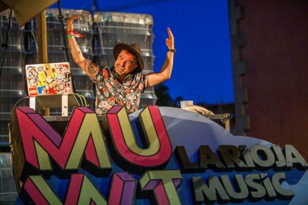 Viernes MUWI22 305797499_1867552776782608_2396621976312153404_n_1867552786782607