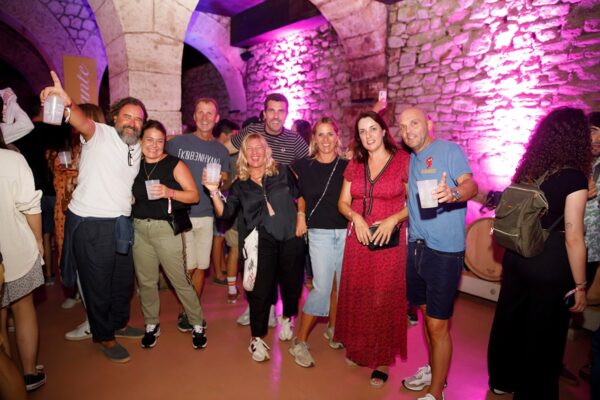 Viernes MUWI22 305846210_1867551433449409_7956425965873640705_n_1867551443449408